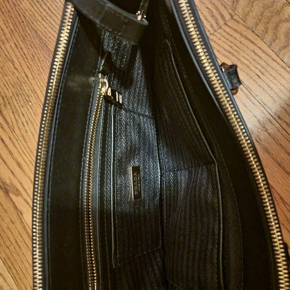 Prada for sell - Picture 7 of 8